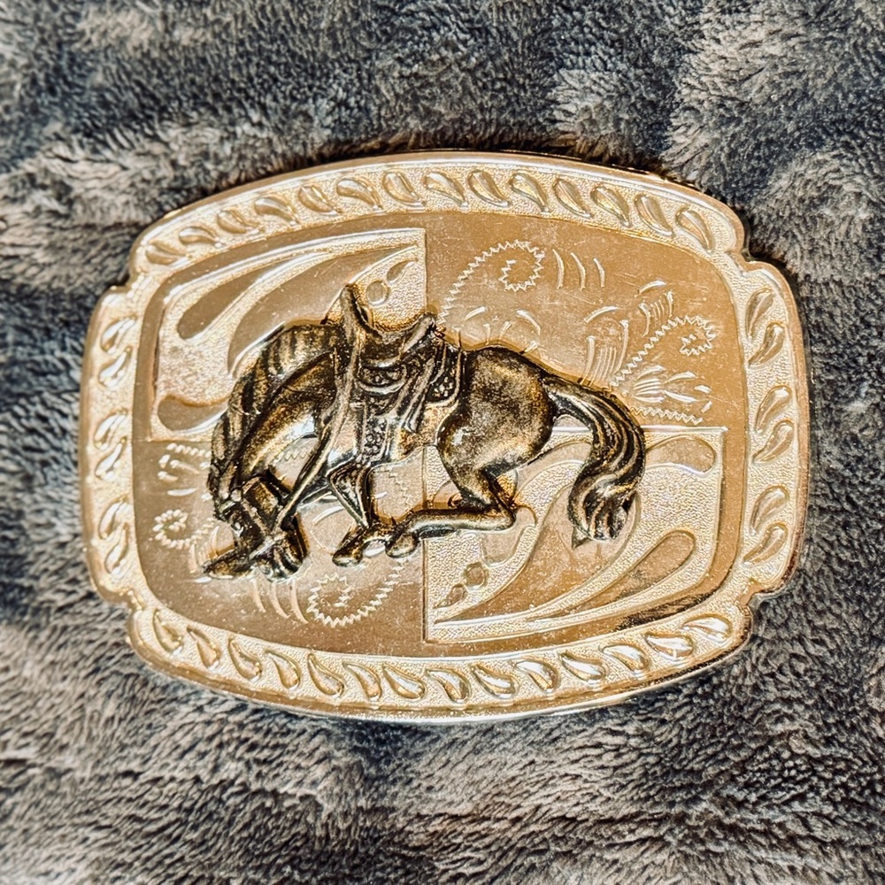 Silver Western Horse Belt Buckle Black Tone Accent 4x3